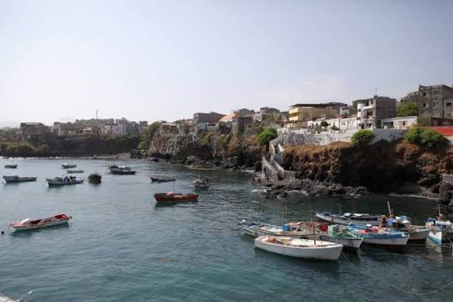 Praia: Pedra Badejo Coconut Plantation & Black sand beach