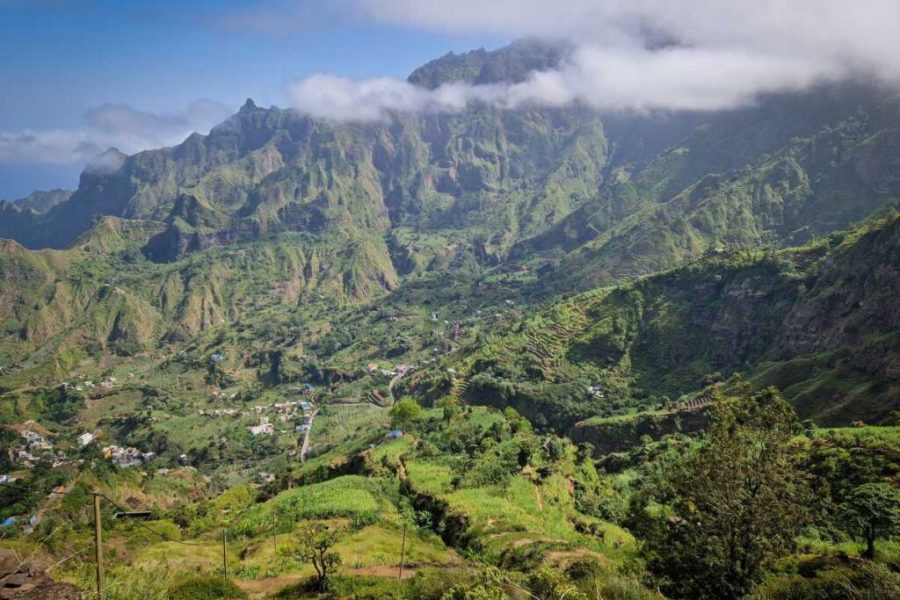 Santo Antão: Full Day Island Tour & Visit to Cova de Paúl